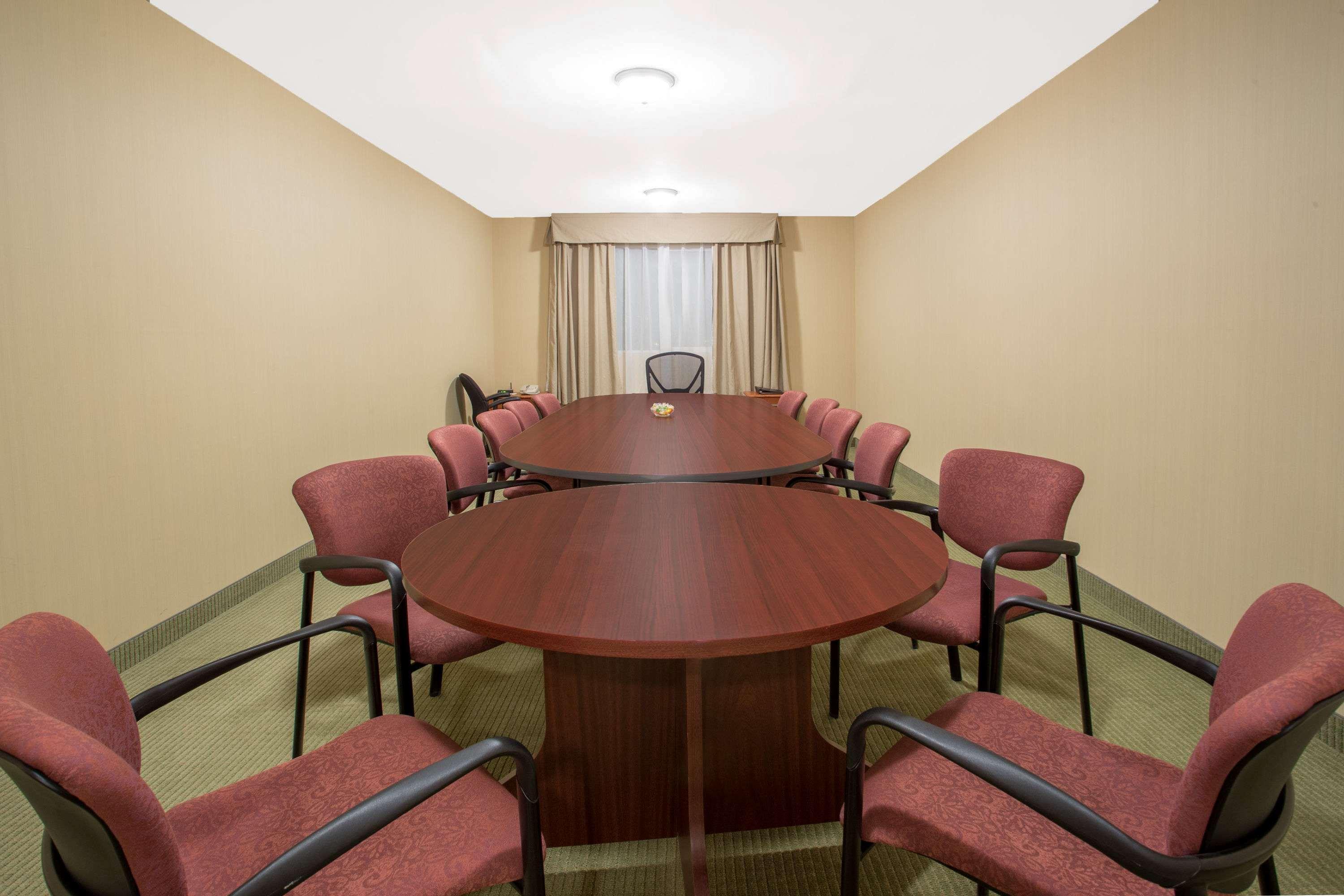 Ramada By Wyndham Williams Lake Exteriér fotografie